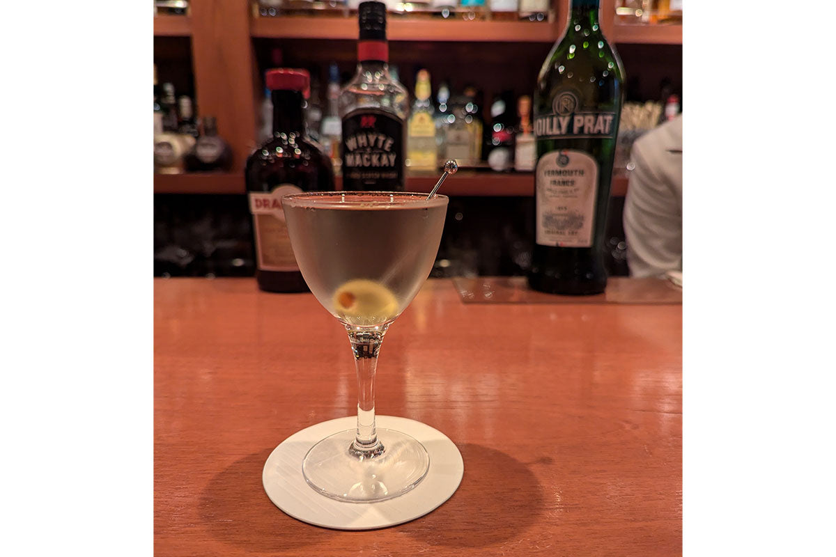 bar hopping in kagurazaka