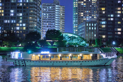 Tokyo’s Finest Private Yakatafune with Artisan Sushi Counter