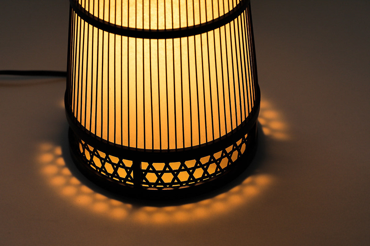 Suruga bamboo crafts, lantern “Hagoromo”