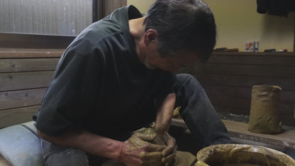 Kakewake tea bowl by Takatori Shunkei